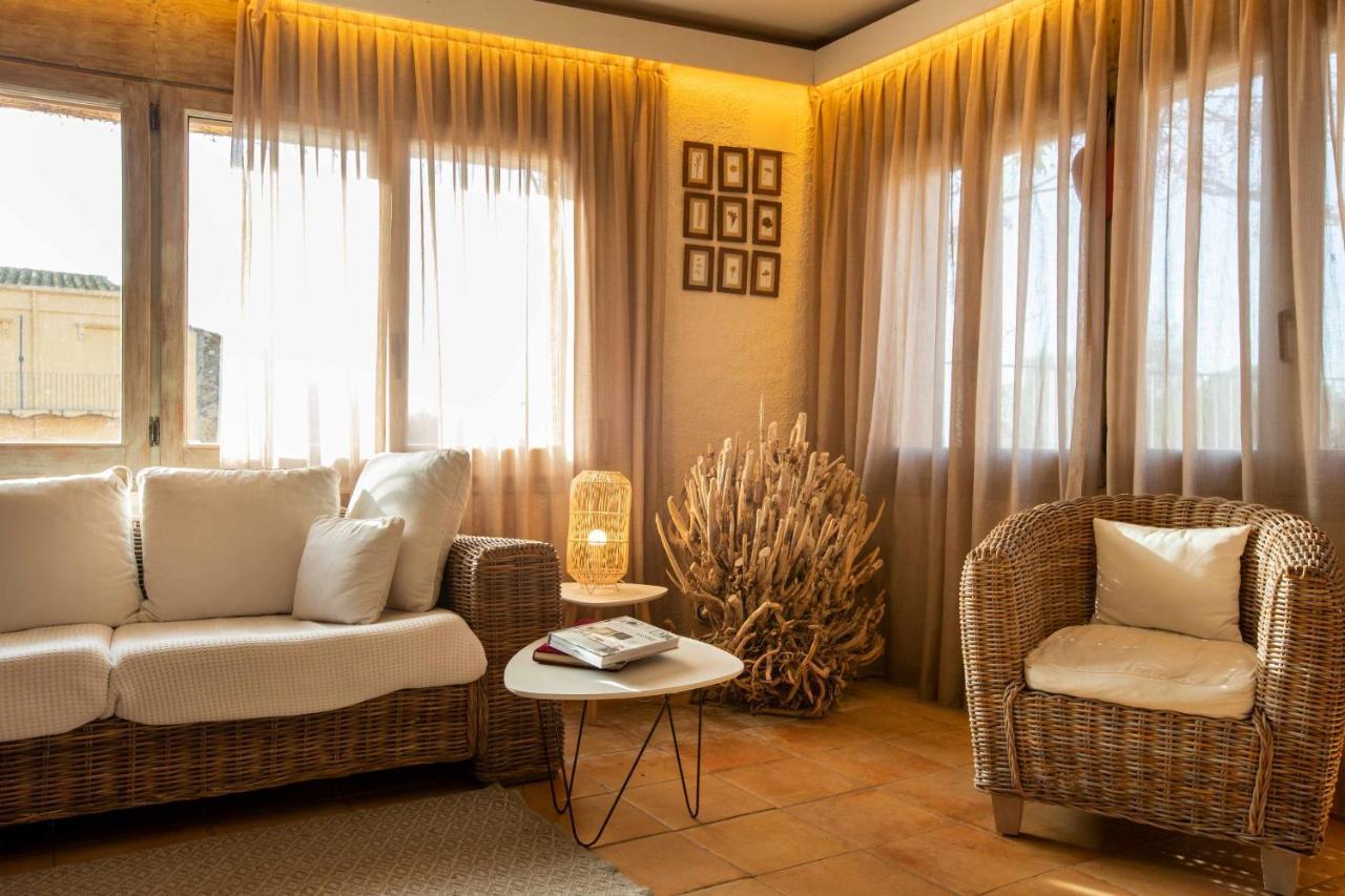 Hotel Boutique Niu De Sol - Designed For Adults Palau Saverdera Exterior photo
